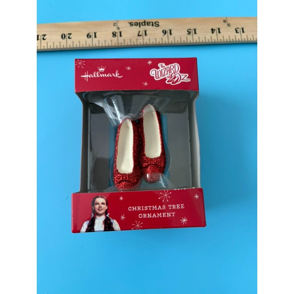 Hallmark Wizard of Oz Ruby Slippers christmas tree ornament